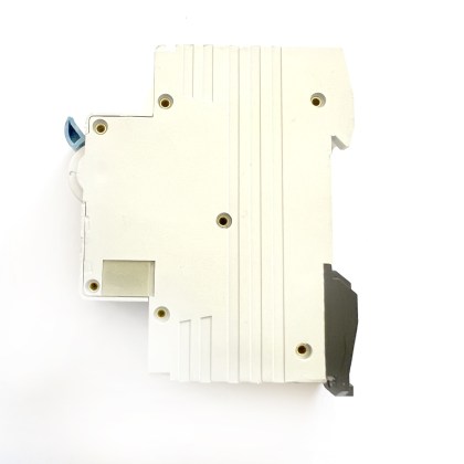 MCG JVM1-63 SP106B Black Clip B6 6A 6 Amp MCB Circuit Breaker Type B